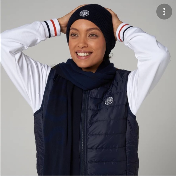 Abercrombie & Fitch Jackets & Blazers - ABERCROMBIE Blue Puffer Vest